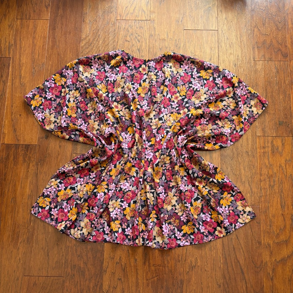 Buddy Love North Tunic | Oversized Poncho Style Top In Florals | Size S - Picture 4 of 8